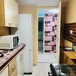Central Park - Big Apartment - 3 Rooms - Free Parking T5
